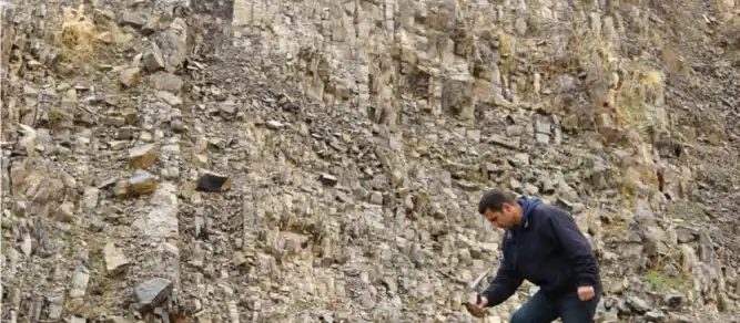 Effectiveness in Shale and Clay-Rich Formations Effectiveness in Shale and Clay-Rich Formations